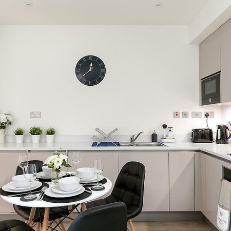 Apartmán Kings Reach Reading Exteriér fotografie